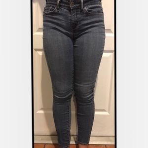 Denizen Levi’s Jeans